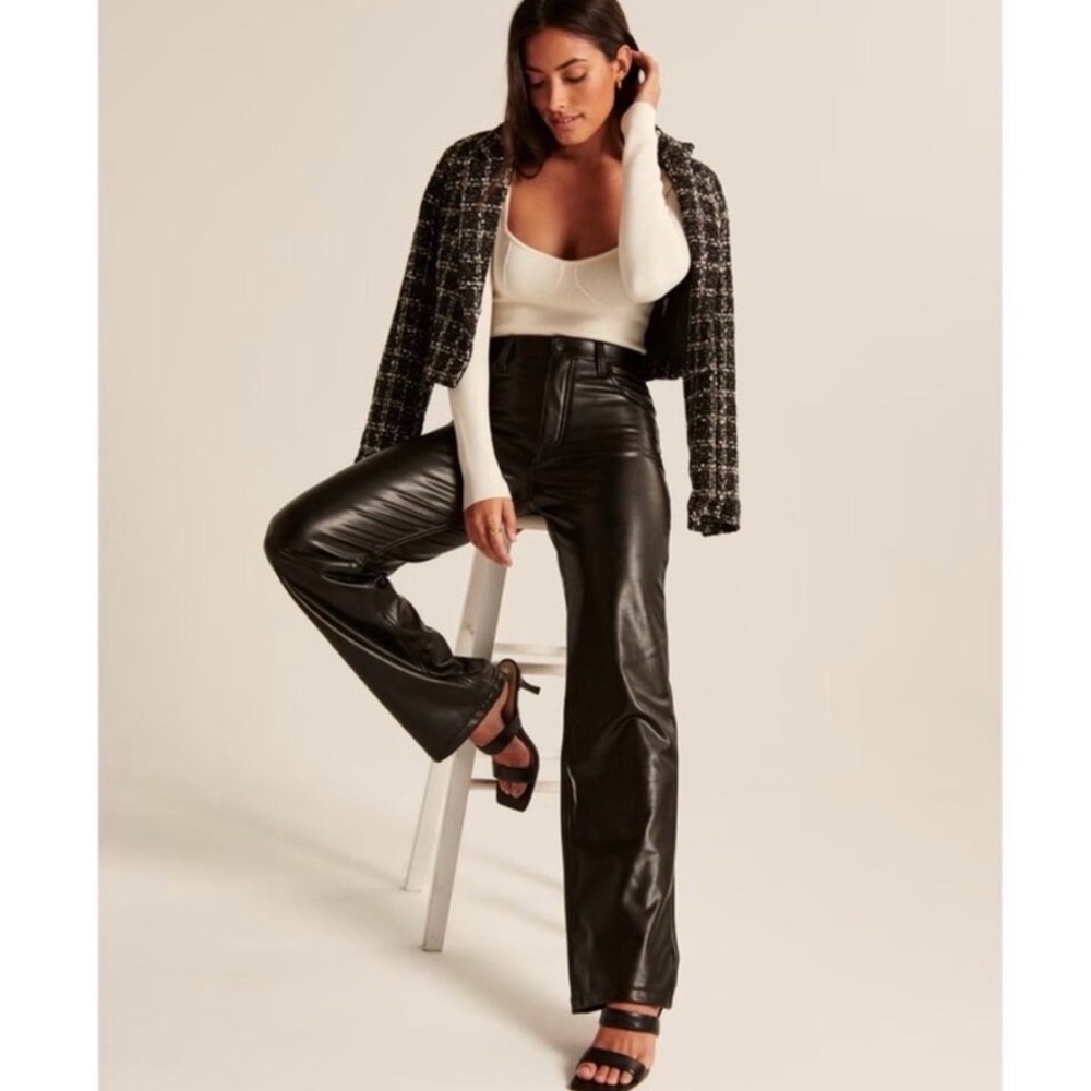 NEW: Express Black Buttery Soft Chic Leather Pants - Picture 1 of 13